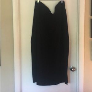 Size 3X Old Navy plus size black maxiskirt
